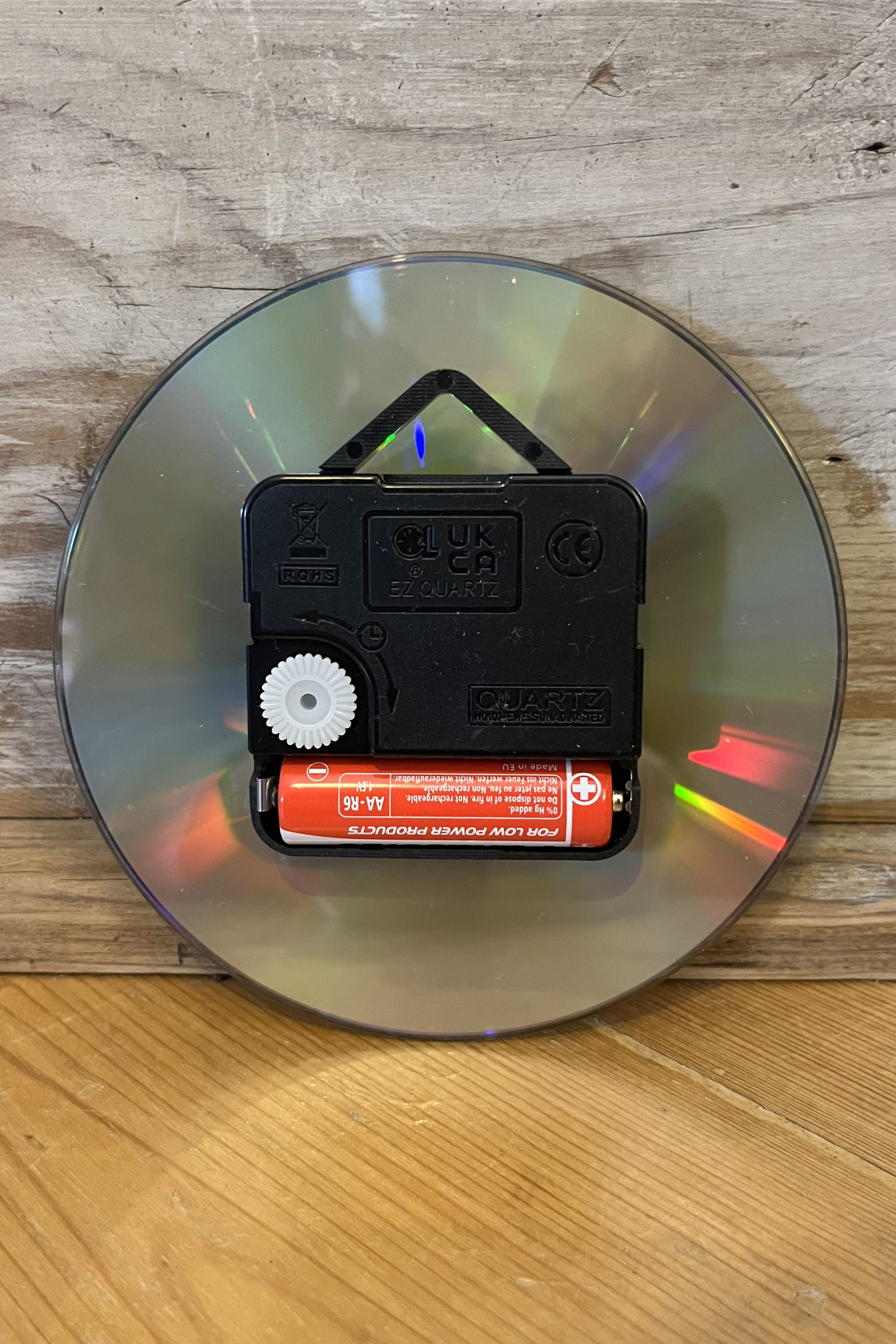 Back view of Pop Vulture clock with AA battery